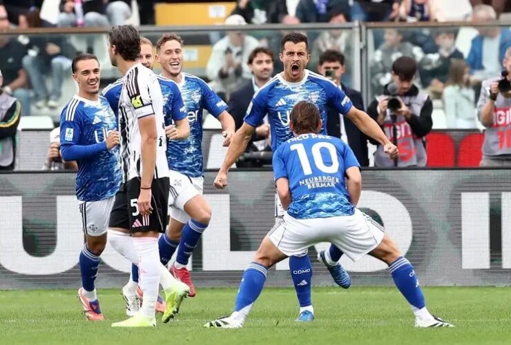 کومو 2-0 یوونتوس; اولین شکست یووه در این فصل 24 gdzuvw416