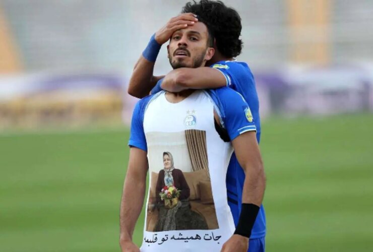 ستاره خط دفاعی استقلال به ترکیب بازگشت