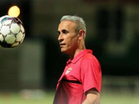 گل محمدی با این ماده قرارداد سرمربی پرسپولیس می شود!