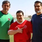 کودک مبتلا به سندرم داون میهمان تمرین پرسپولیس است