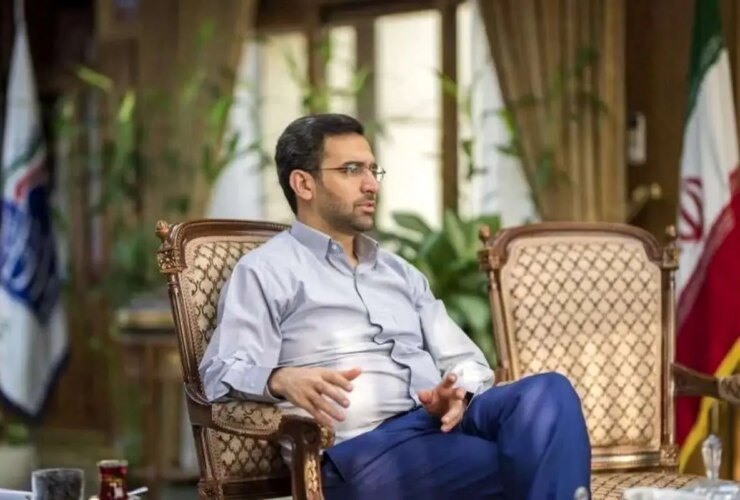 واکنش تند آذری جهرمی به پیشنهاد/ این یکی از شگفتی های مدیریت در کشورمان است.