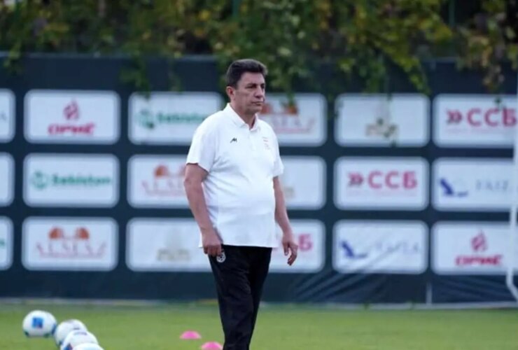 تصمیم عجیب قلعه نویی برای تبادل نظر با افراد دارای مدرک مربیگری!