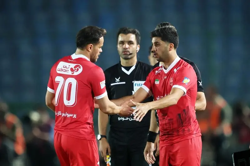 عصبانیت ستاره پرسپولیس از هاشمیان 1 abrtvfsx0