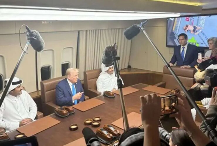 دیدار ترامپ و امیر قطر در ایر فورس وان