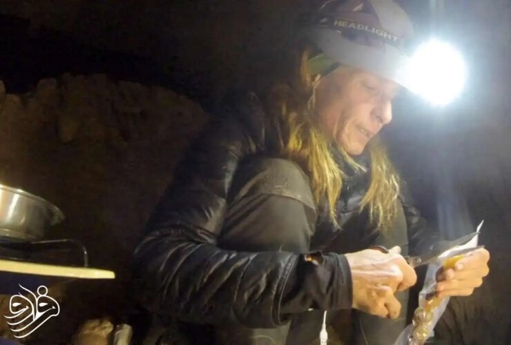 این زن بیش از یک سال را در عمق 70 متری سپری کرد!