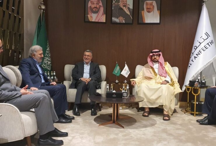 وزیر بهداشت به ریاض آمد 9 وزیر بهداشت به ریاض آمد