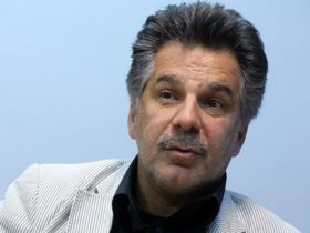 حسین فرحبخش، تهیه کننده: هادیه تهرانی می خواست کاکل را آزاد کند، قراردادش را فسخ کردم!