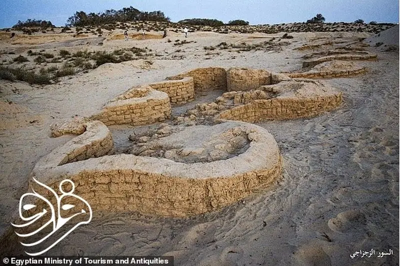 کشف قلعه 3000 ساله از زمان حضرت موسی علیه السلام 5 1406