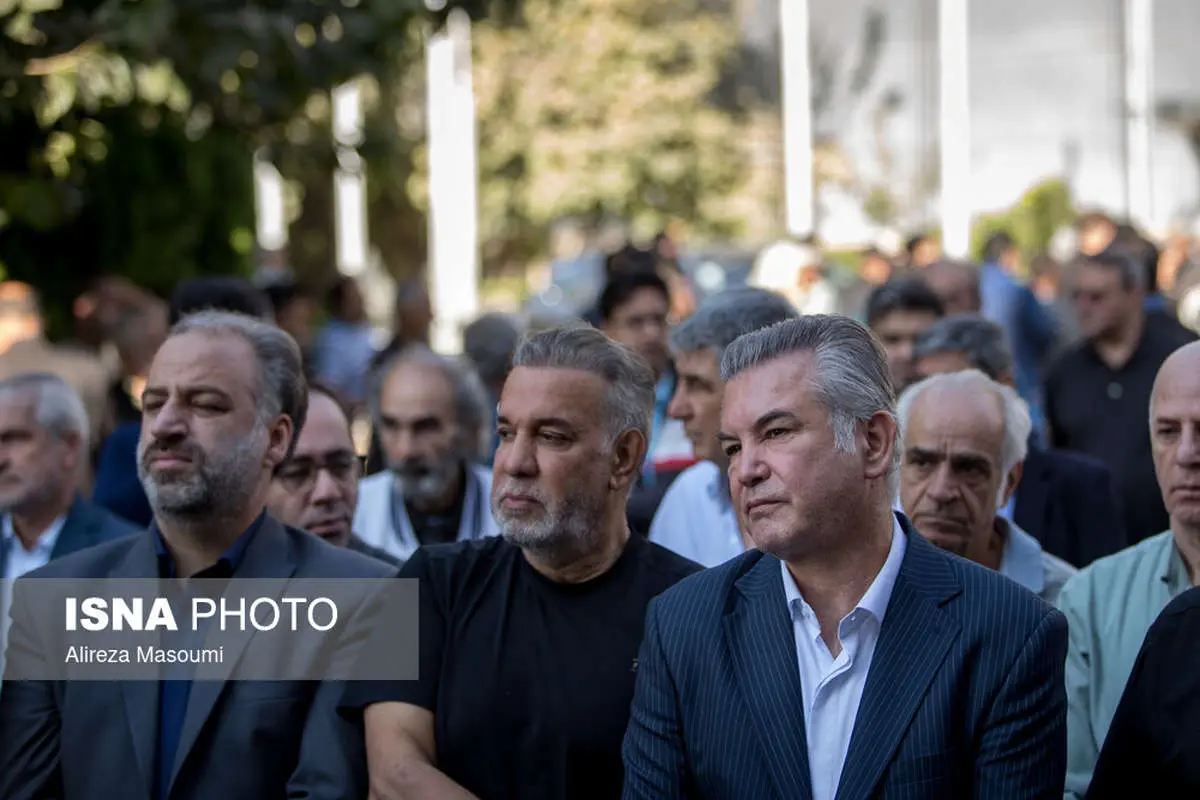 تصاویر; مراسم تشییع پیکر اکبر کرجام 1 تصاویر;