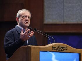 پرستاران در صیانت از سلامت جامعه پیشتاز هستند/در تلاش برای بهبود وضعیت پرستاران هستیم 8 پرستاران در صیانت از سلامت جامعه پیشتاز هستند/در تلاش برای بهبود وضعیت پرستاران هستیم