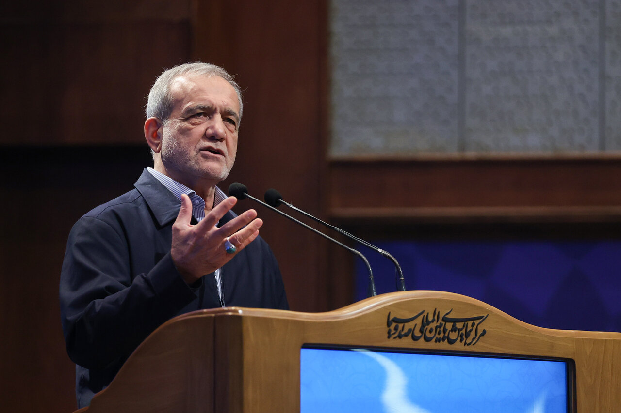 پرستاران در صیانت از سلامت جامعه پیشتاز هستند/در تلاش برای بهبود وضعیت پرستاران هستیم 1 پرستاران در صیانت از سلامت جامعه پیشتاز هستند/در تلاش برای بهبود وضعیت پرستاران هستیم