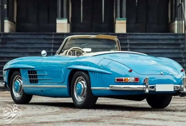 مرسدس 300 SL رودستر با یکی از چشمگیرترین رنگ های آبی در جهان 21 مرسدس 300 SL رودستر با یکی از چشمگیرترین رنگ های آبی در جهان