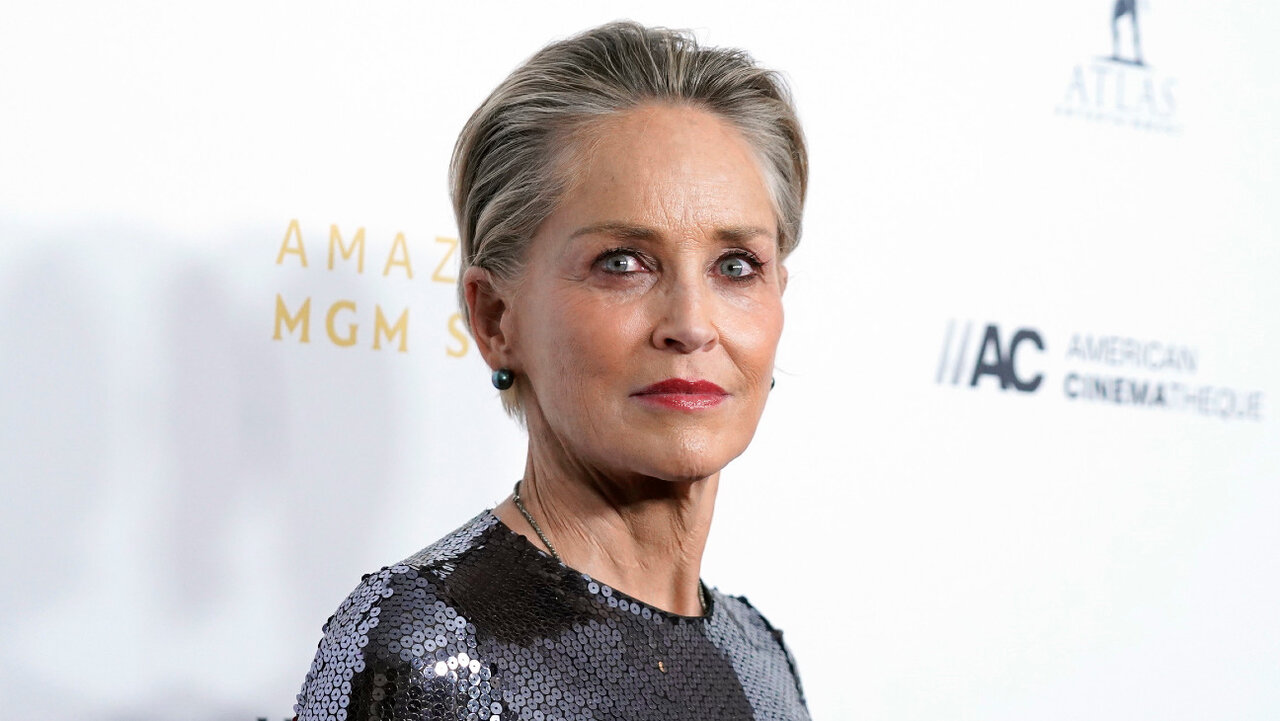 حمایت از بازیگر در پرونده تبلیغاتی جنجالی استاد ستاره 1 حمایت از بازیگر در پرونده تبلیغاتی جنجالی استاد ستاره