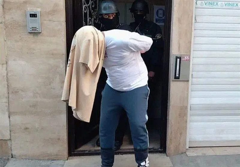 اراذل و اوباش پارک ارم دستگیر شدند. نکته پایانی در فرار جمعیت که شروع به درگیری خونین کرد 5 1404080910391157434529824