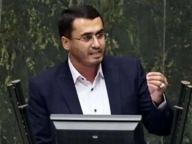 آزاداندیش: تا زمانی که دریاچه ارومیه را با سیلاب آبیاری کنیم، احیای آن دشوار خواهد بود. 8 آزاداندیش: تا زمانی که دریاچه ارومیه را با سیلاب آبیاری کنیم، احیای آن دشوار خواهد بود.