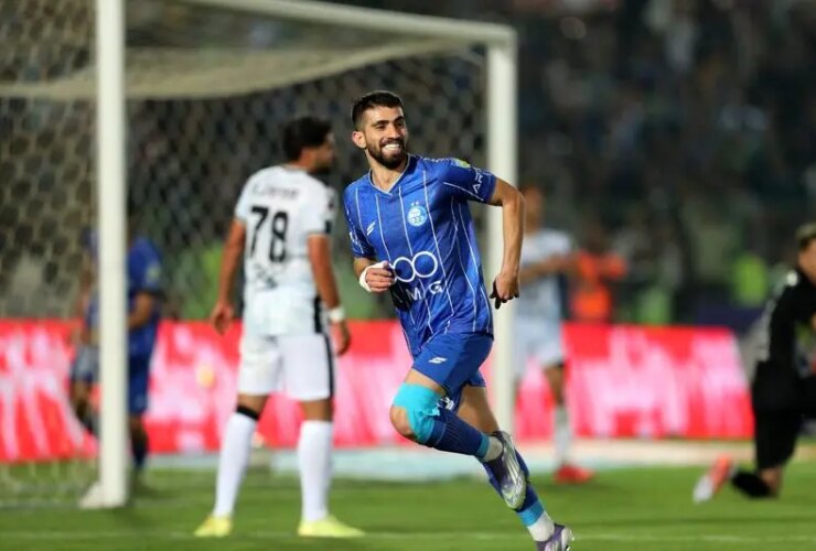 استقلال 3-1 مقابل آلومینیوم اراک به پیروزی رسید. رهبری با غریبه های غیرقابل توقف! 21 photo_۲۰۲۵-۱۰-۳۱_۱۸-۱۶-۳۴