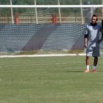 Javad Nekounam به Persepolis Defender Heavy Irony