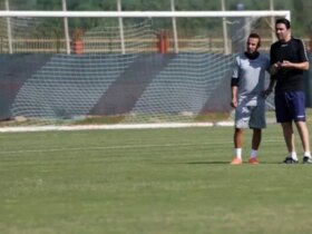 Javad Nekounam به Persepolis Defender Heavy Irony