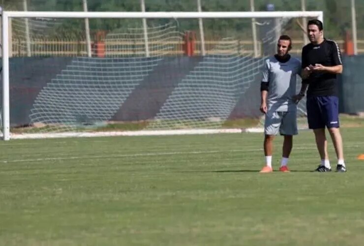 Javad Nekounam به Persepolis Defender Heavy Irony 22 Javad Nekounam به Persepolis Defender Heavy Irony
