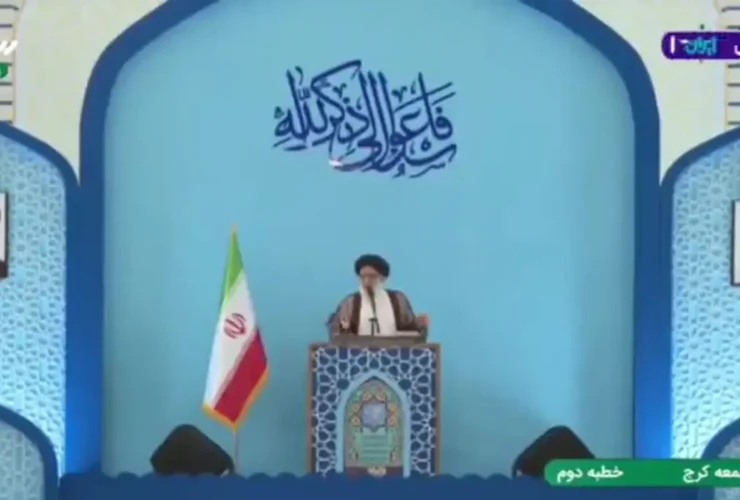 Karaj Imam: مکانیسم ماشه برای تحریم ها ممنوعیت فروش نفت نیست/ در جنگ روانی گرفتار نشوید