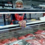 آغاز عرضه گوشت وارداتی با قیمت های زیر 700 هزار تومان
