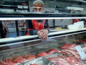 آغاز عرضه گوشت وارداتی با قیمت های زیر 700 هزار تومان