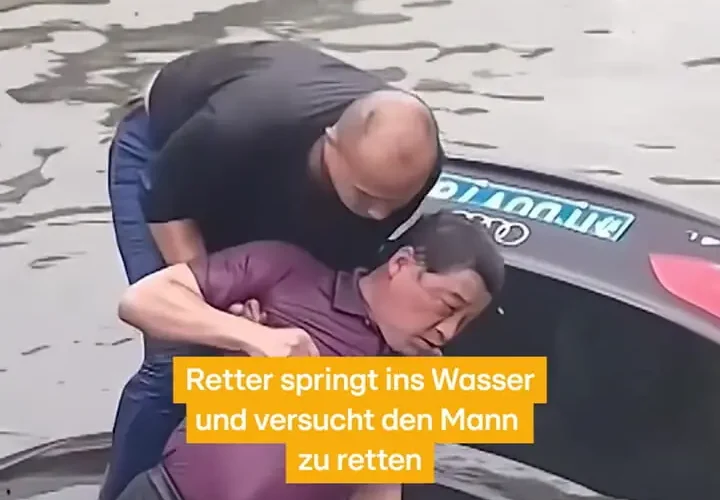 او با شکستن سانروف خودرو راننده را از غرق شدن نجات داد