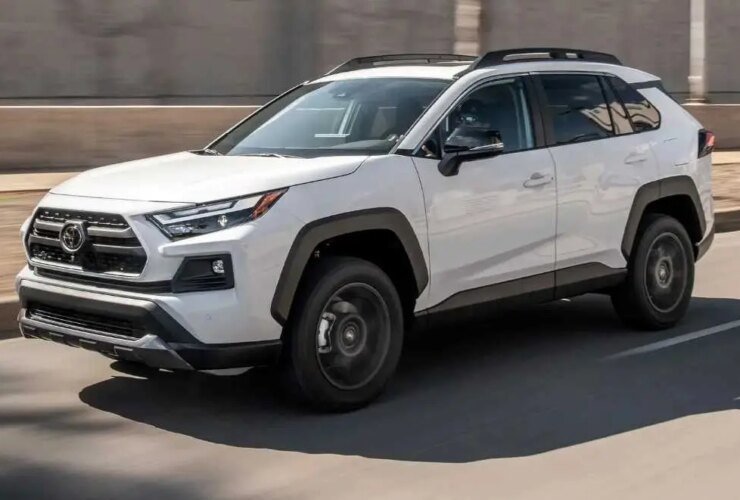 اولین ماجراجویی Toyota RAV4 Plus با صفحه ملی آذیورد 21 اولین ماجراجویی Toyota RAV4 Plus با صفحه ملی آذیورد