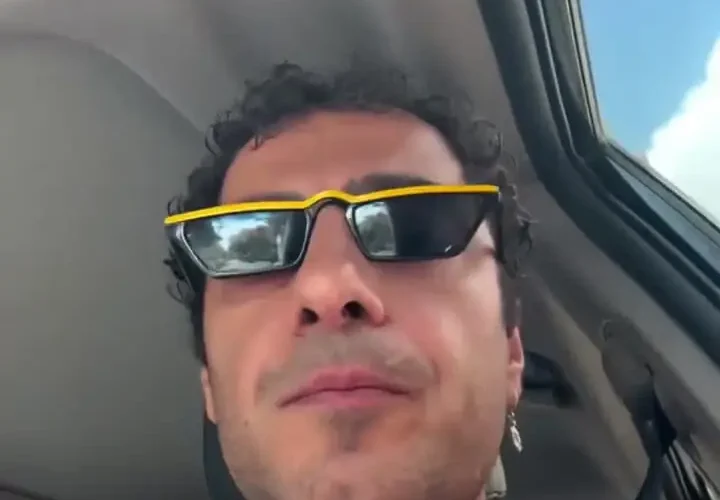 اولین ویدیوی Navid Mohammadzadeh پس از بازگشت به اینستاگرام 3 اولین ویدیوی Navid Mohammadzadeh پس از بازگشت به اینستاگرام