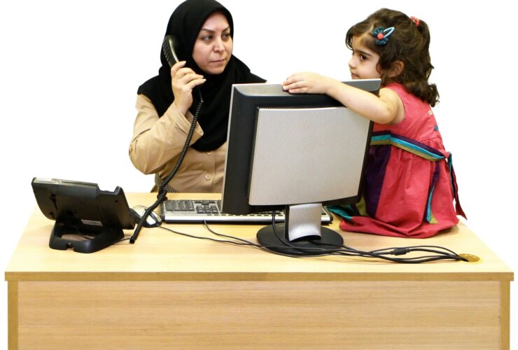 این مادران زودتر بازنشسته می شوند 16 این مادران زودتر بازنشسته می شوند