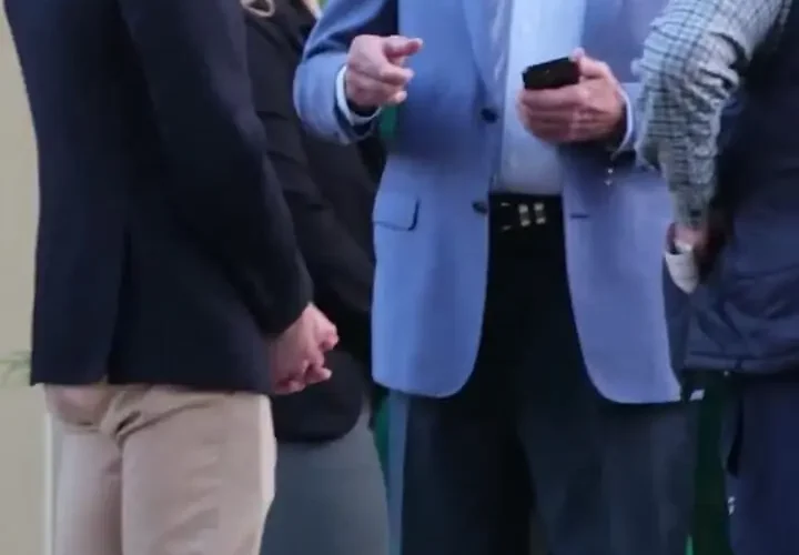 بایدن پس از شروع درمان سرطان پروستات آفتاب گرفت