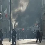 برای دیدن آتش سوزی خرید خودرو در نزدیکی دفتر نخست وزیر فرانسه