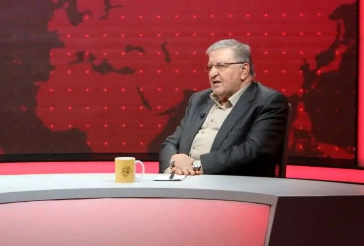 برخی از وزرای دولت 4 / وزیر انرژی ، گویی به نظر می رسد که لامپ های خانه های مردم چشمک می زند / نمایندگان به این وزرا رای داده اند؟