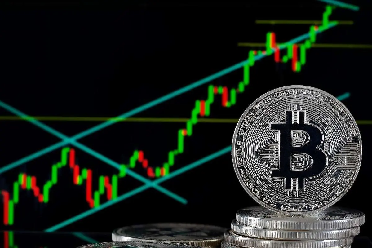 بیت کوین با 4000 دلار 4 بیت کوین با 4000 دلار