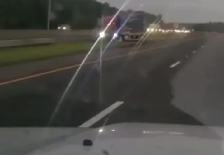 تصادف وحشتناک BMW با کامیون