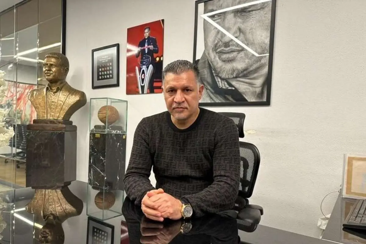 تصاویر حضور علی دائی در روز ملی اسپانیا در اقامتگاه سفیر