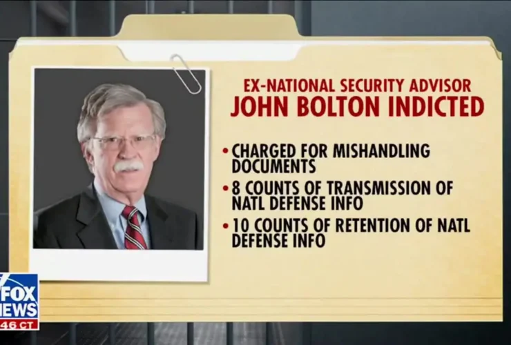 جان بولتون تسلیم شد