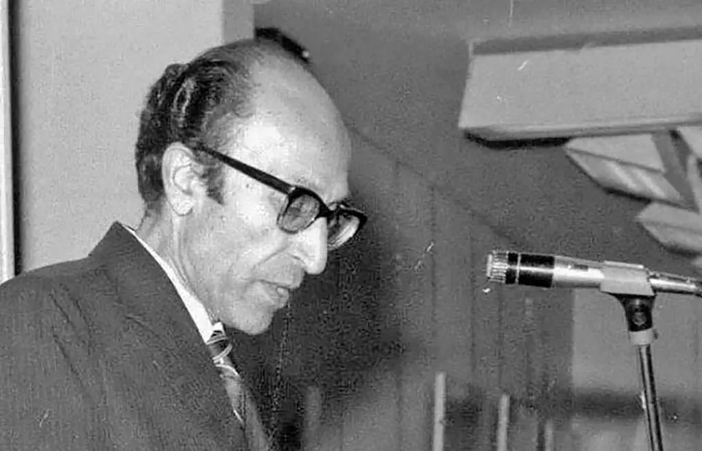 حالت ابوالقاسم; شاعر اولین سرود ملی بعد از انقلاب ۵۷