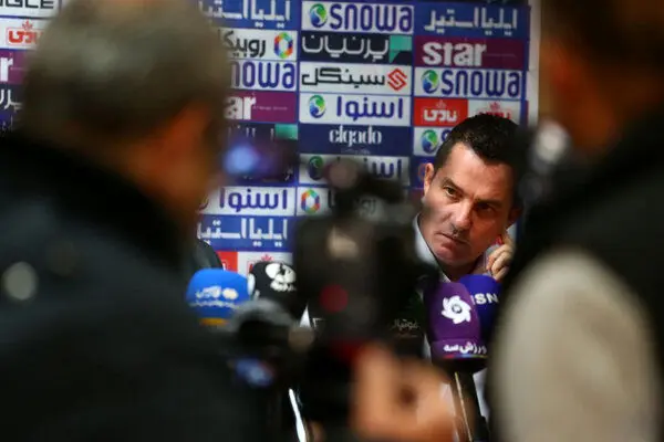 دستمزد سرمربی جدید پرسپولیس; 23 میلیارد تومان در ماه عثمر! 1 دستمزد سرمربی جدید پرسپولیس; 23 میلیارد تومان در ماه عثمر!