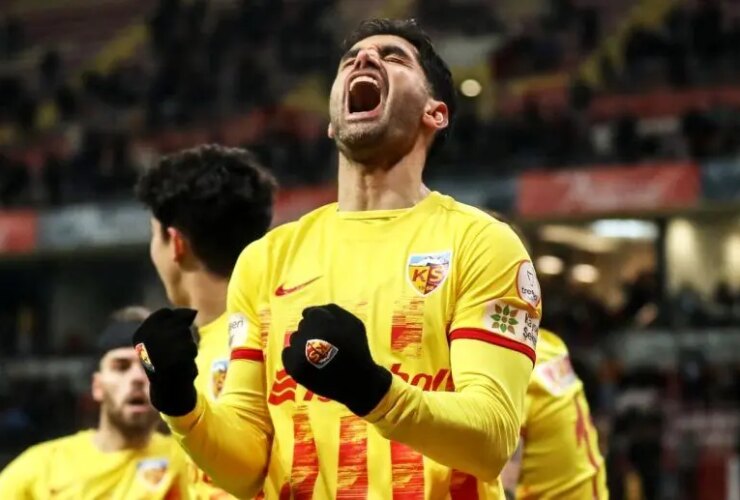 ستارگان ایرانی کلوپ Türkiye محروم از محرومیت 33 ستارگان ایرانی کلوپ Türkiye محروم از محرومیت