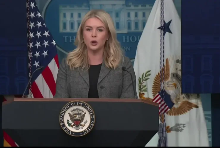 سخنگوی کاخ سفید: دموکرات ها دولت را بستند