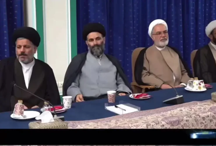 عکاسی برای وزیر ارشاد ممنوع!