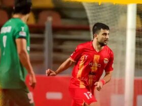 فولاد 0 - شمس آذر 1; یحیی فولاد در آرنا شکست خورد 14 فولاد 0 - شمس آذر 1; یحیی فولاد در آرنا شکست خورد