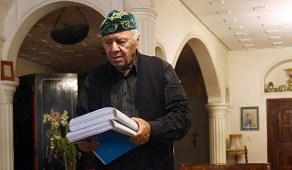 مظاهر مصفا: شاعری که استاد دانشگاه تهران است