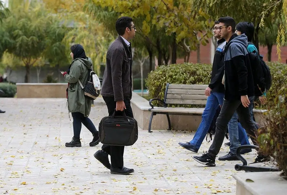 نیمی از دانشجویان دانشگاه علوم پزشکی تهران سهمیه ای هستند