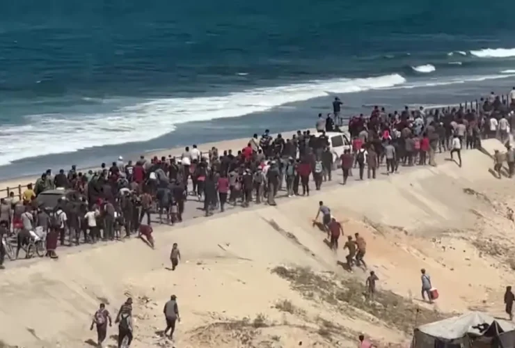 هزاران نفر از غزادی آتش بس اعلام کردند و به سمت شمال حرکت کردند