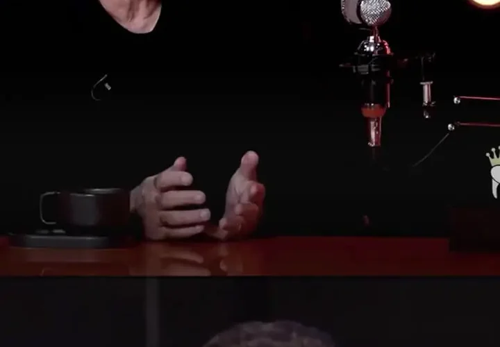 واکنش ایرج نوذری به شوخی حامد عنقی