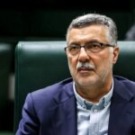 وزیر بهداشت بمباران میدان تاجریش و شرایط دشوار کمک را توصیف می کند