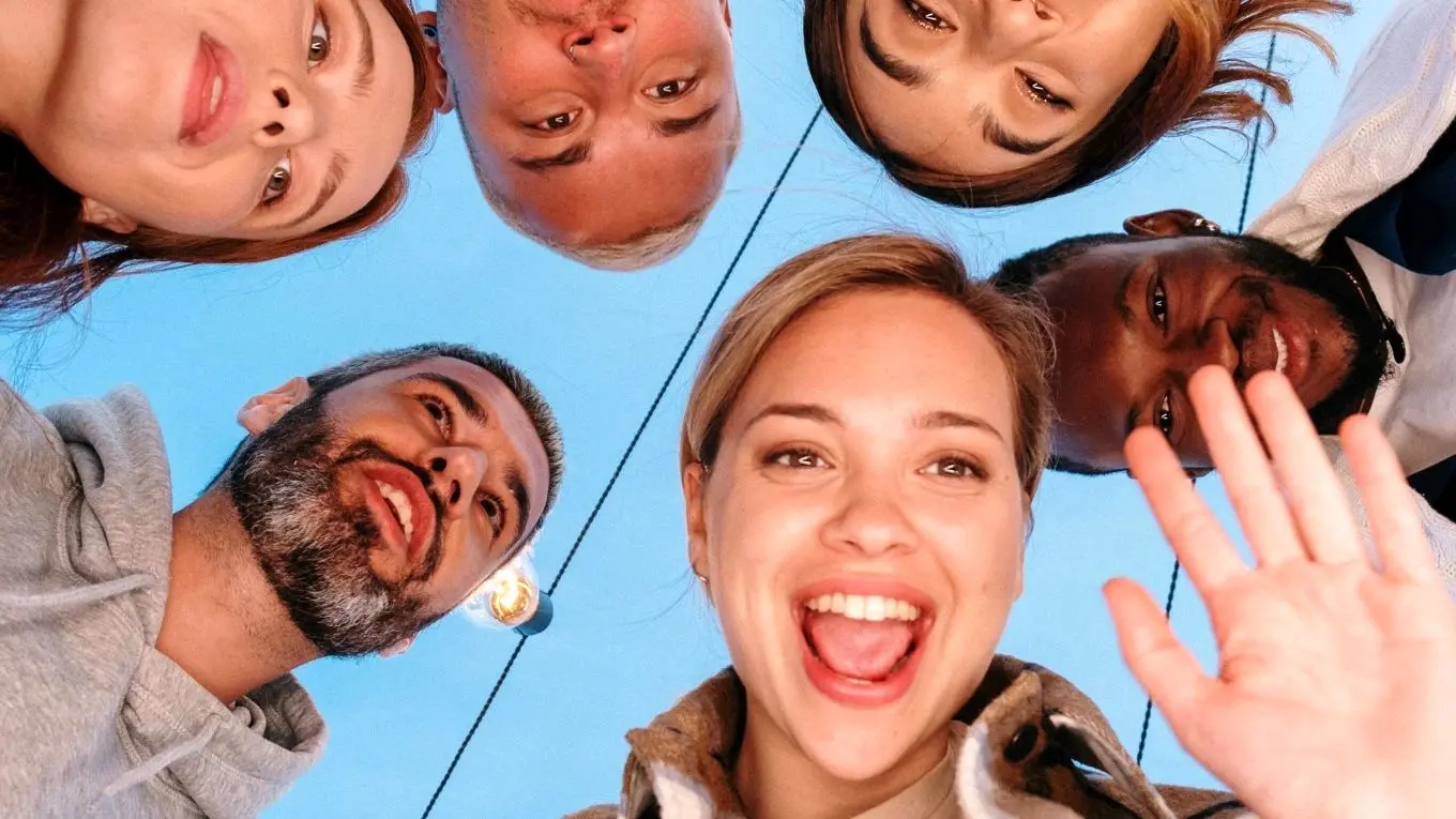پاسخ جامعه شناسان به یک سوال جالب: چند نوع دوست وجود دارد؟