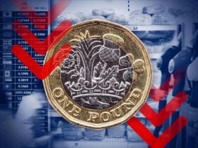 پوند انگلیس به پایین ترین حد در دو سال اخیر رسید 8 پوند انگلیس به پایین ترین حد در دو سال اخیر رسید